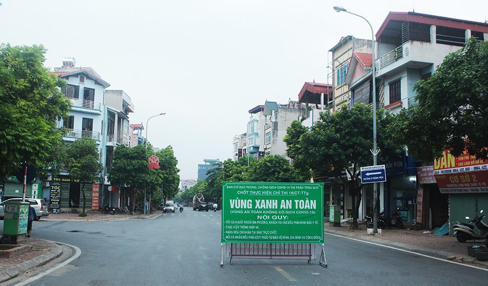 Sắc màu vui buồn thời Cô vi