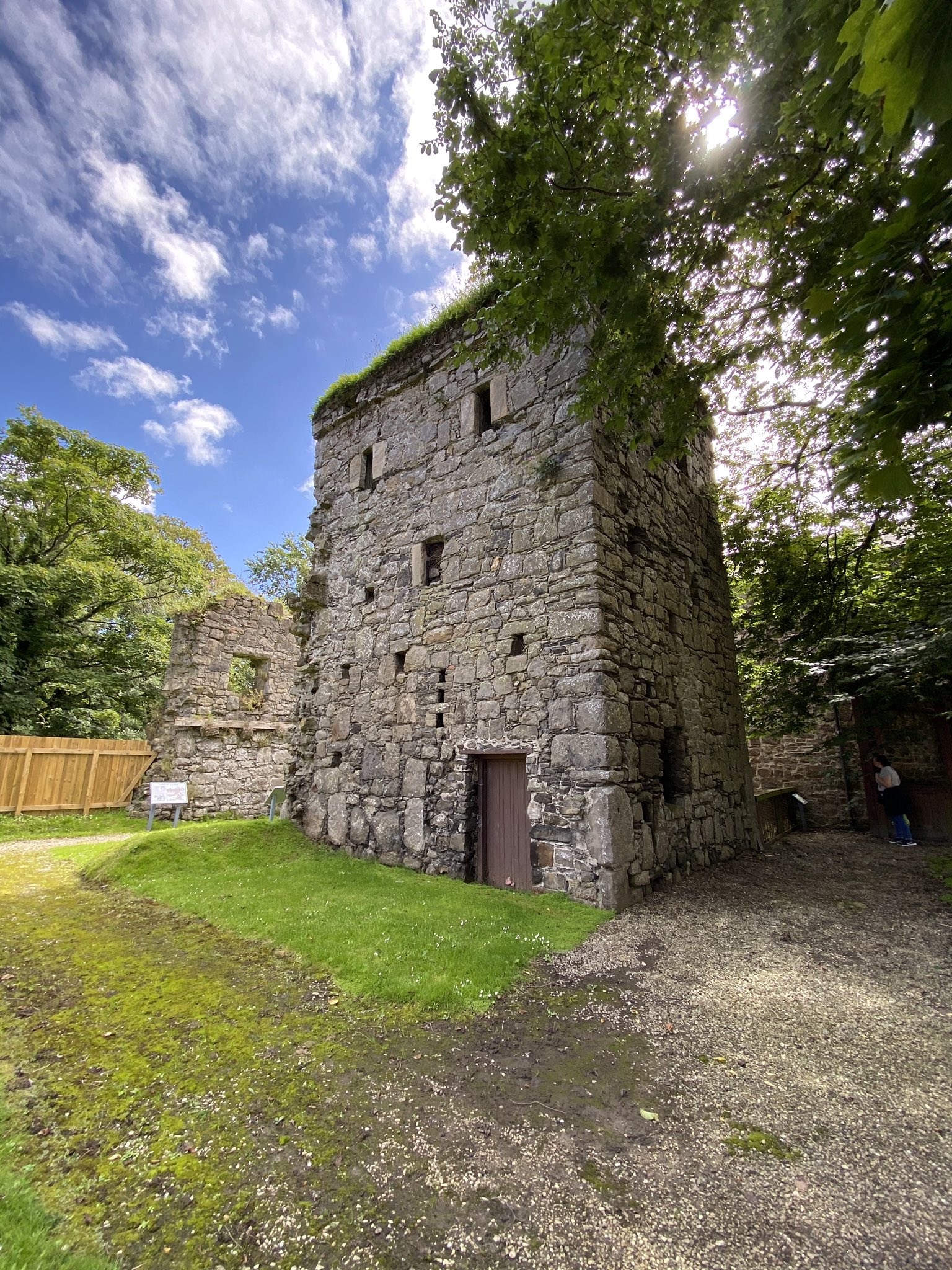 Đan viện cổ Rushen