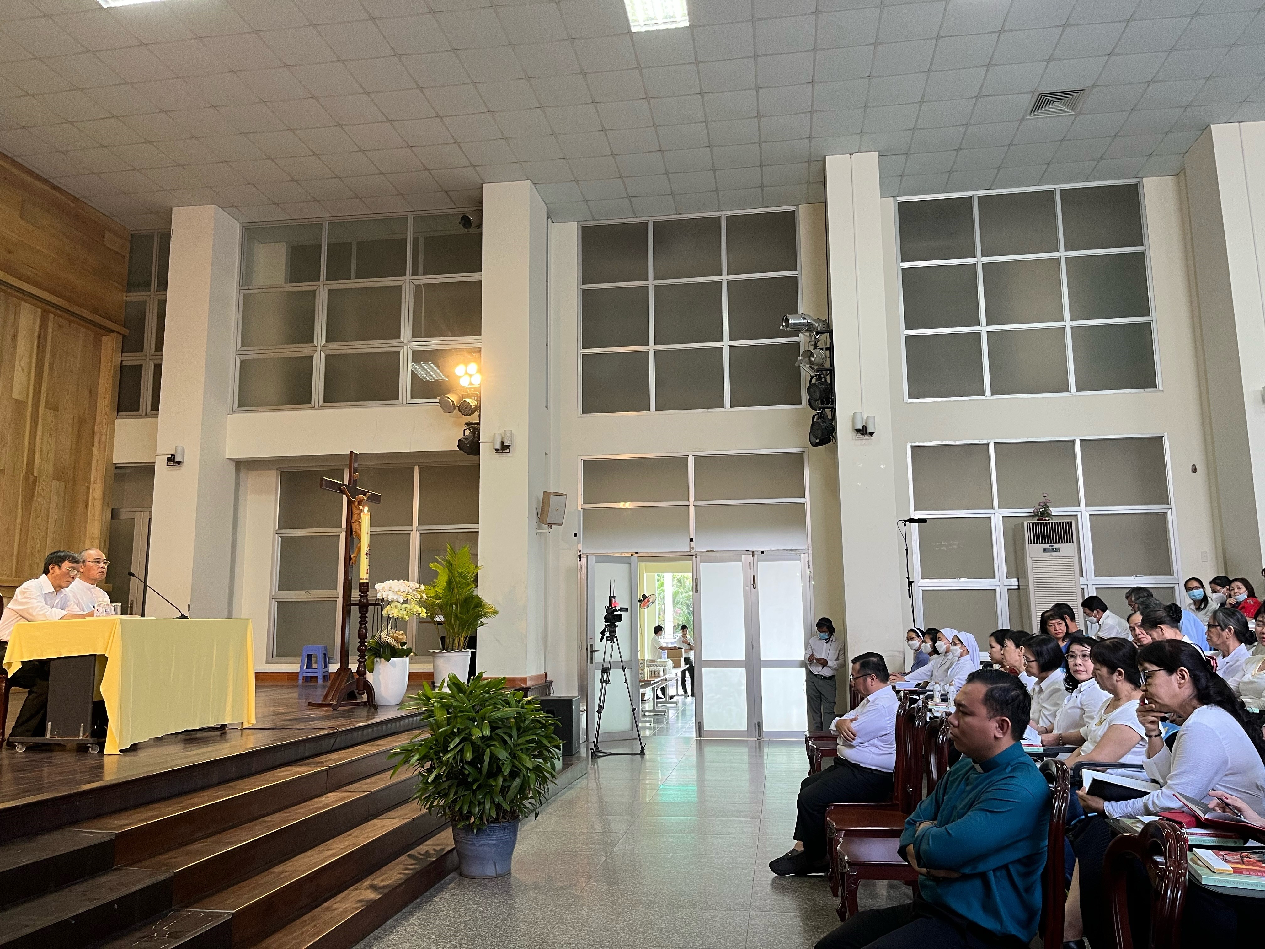Các ca đoàn gặp gỡ, hiệp hành