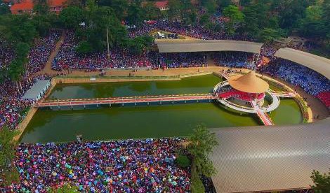 Tin hữu Uganda mừng lễ Thánh Carôlô Lwanga và các bạn tử đạo
