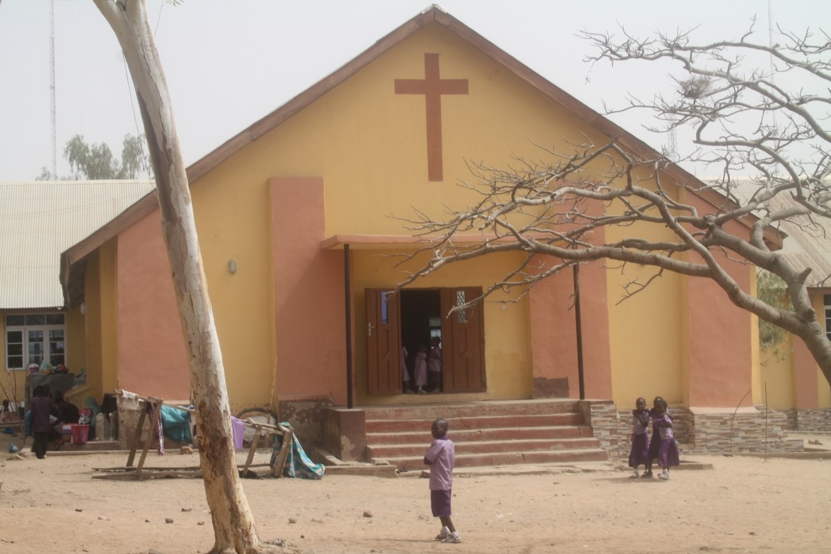 Giáo hội tại Nigeria hỗ trợ giáo dục cho các bé gái