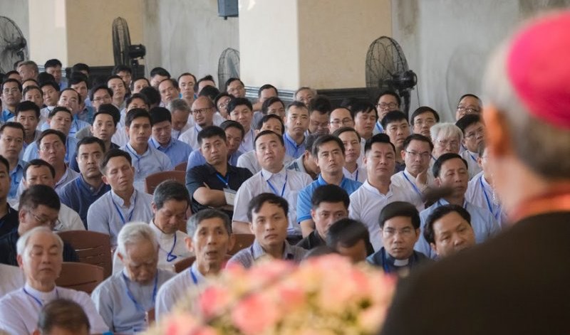 Linh mục giáo tỉnh Hà Nội tham dự khóa thường huấn