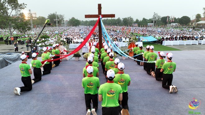 ĐỨC CHA GIUSE ĐỖ QUANG KHANG MỜI GỌI CẦU NGUYỆN CHO ĐẠI HỘI GIỚI TRẺ GIÁO TỈNH MIỀN BẮC