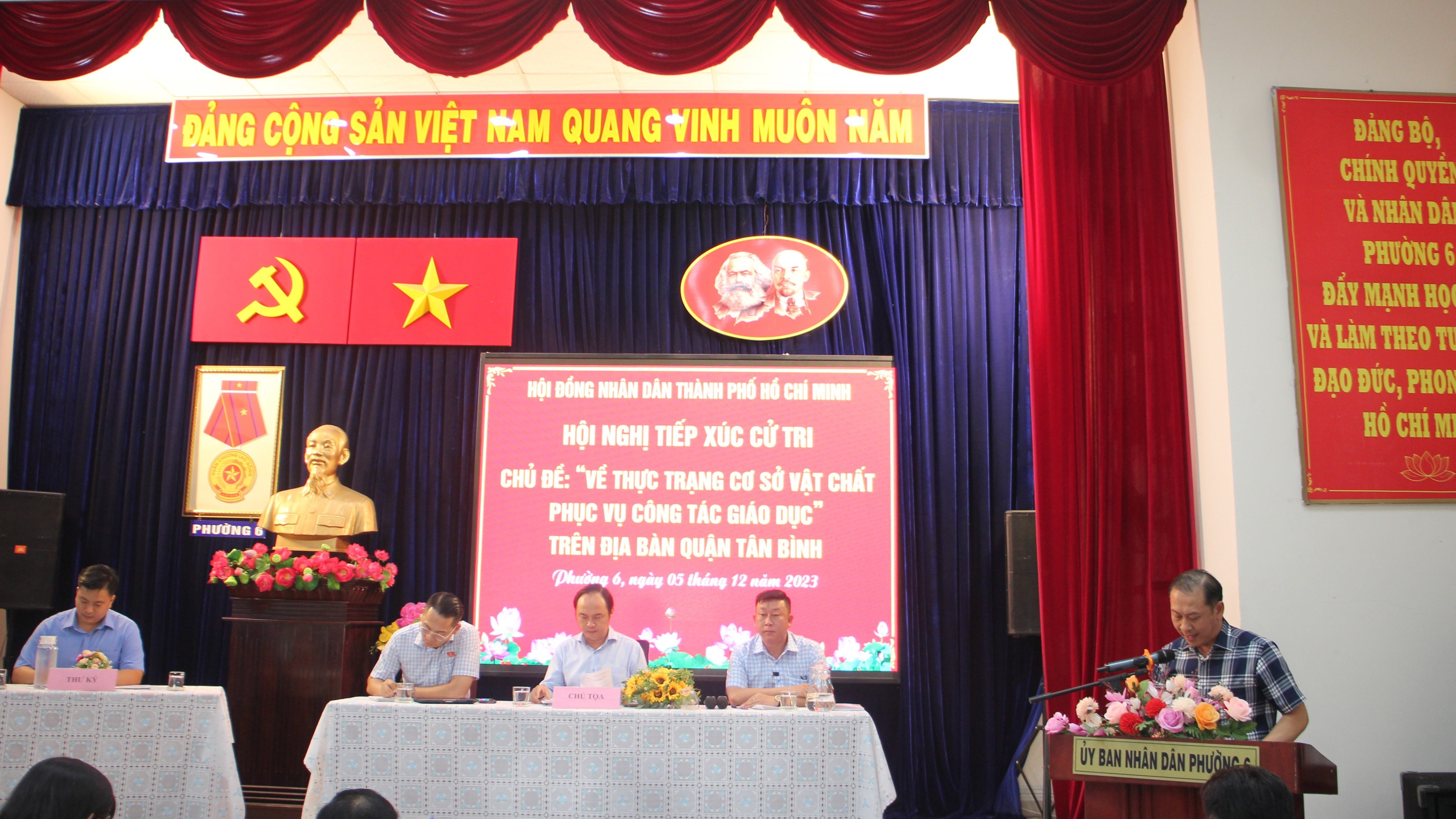 HĐND TPHCM TIẾP XÚC CỬ TRI PHƯỜNG 6, QUẬN TÂN BÌNH: CỤM CÔNG TRÌNH 3 NGÔI TRƯỜNG ĐẠT CHUẨN QUỐC GIA SẮP KHỞI CÔNG
