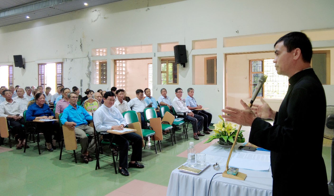 Giáo phận Bùi Chu  tổ chức học hỏi về phụng vụ thánh lễ