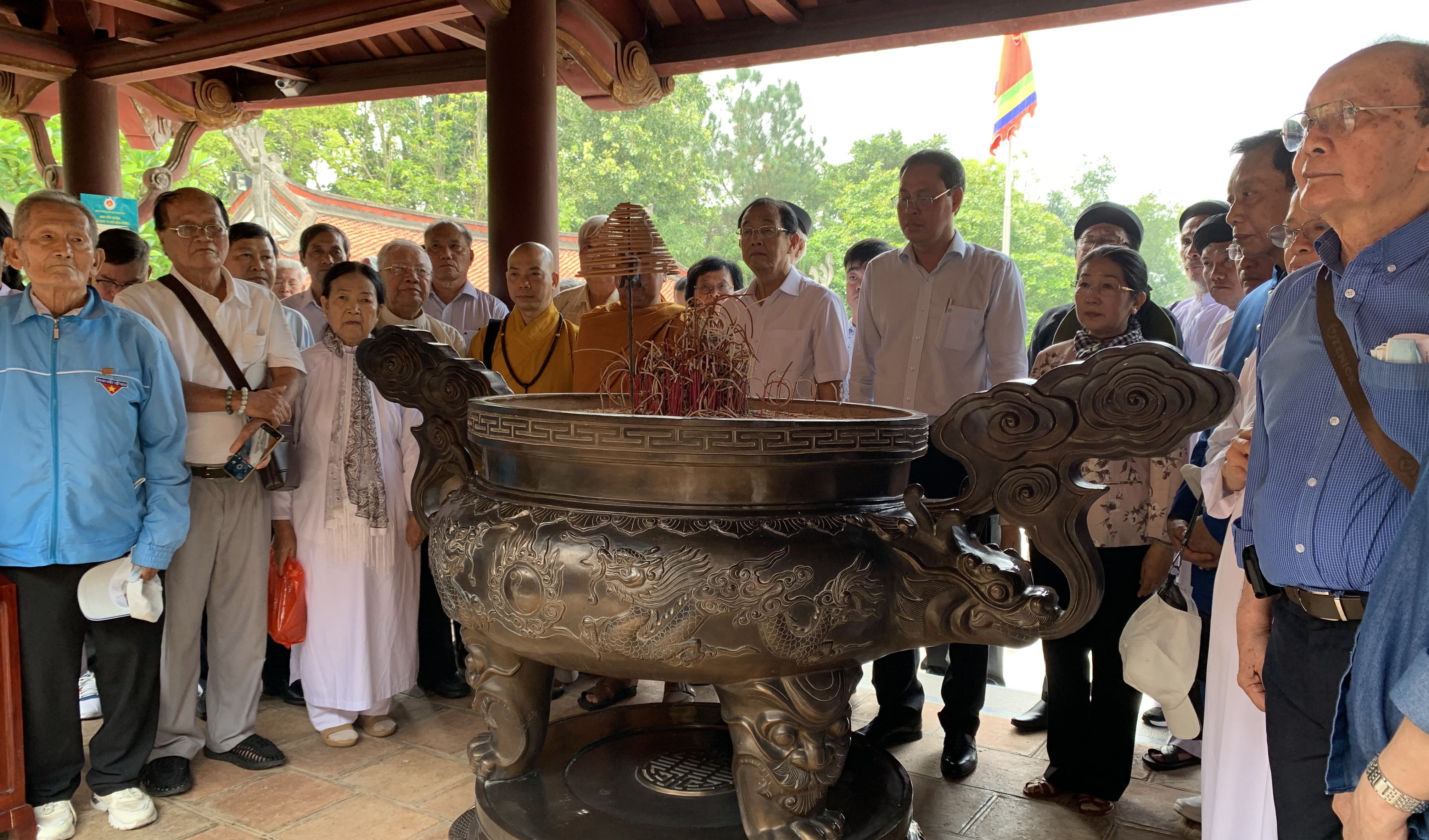 “HÀNH TRÌNH KẾT NỐI”