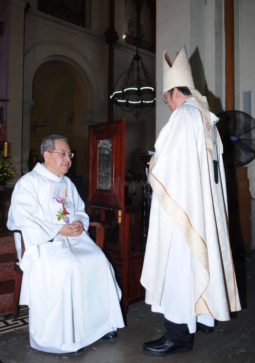 Lm Hồ Văn Xuân
