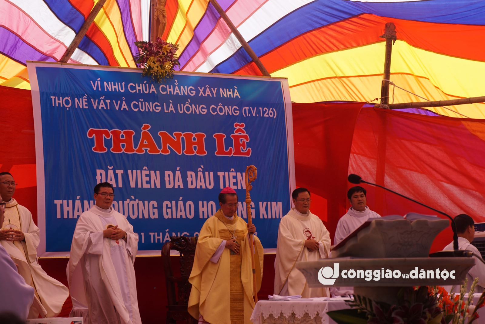 Nha tho Dung Kim