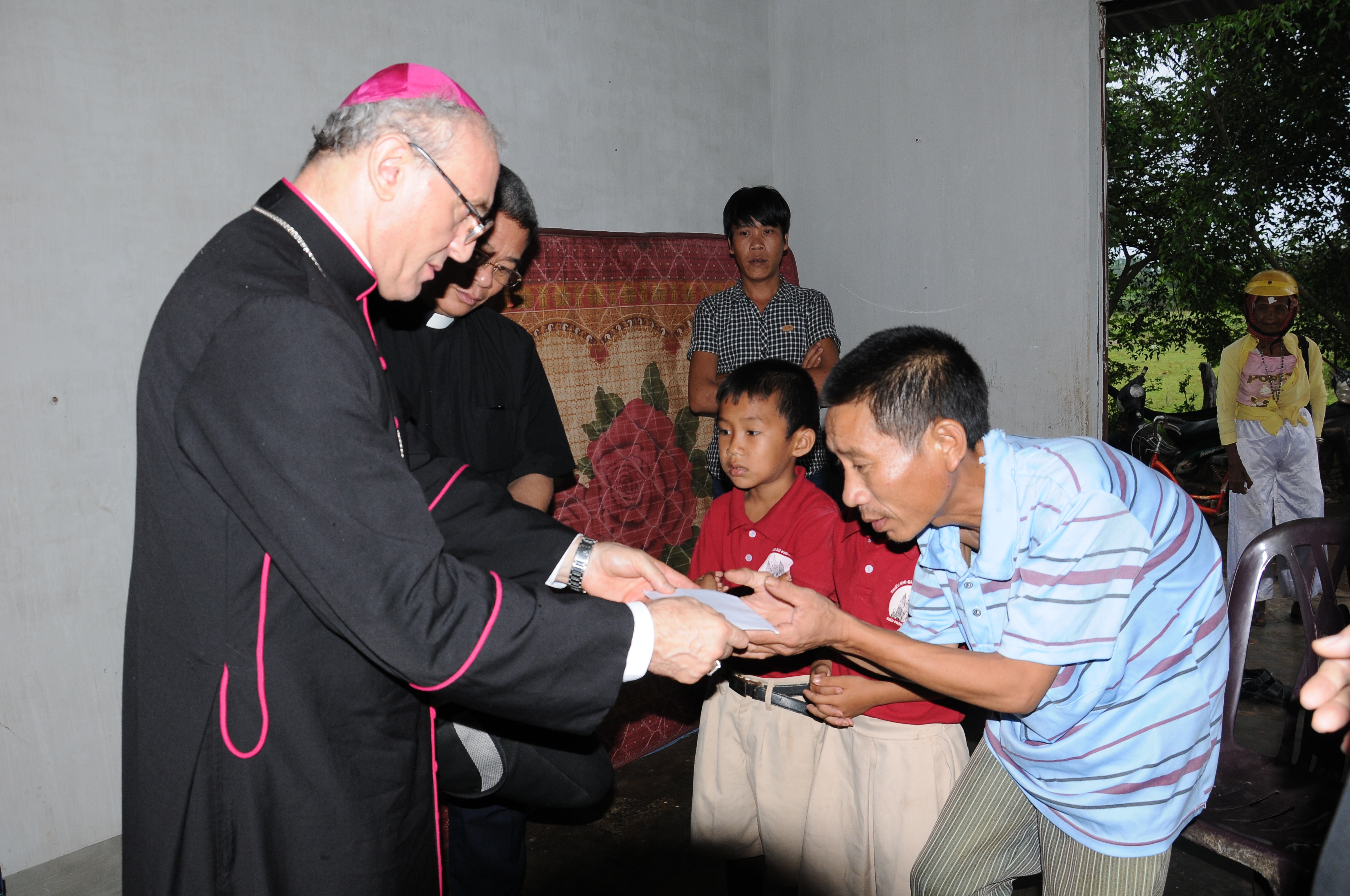 Duc Girelli tham GX Phu Luong