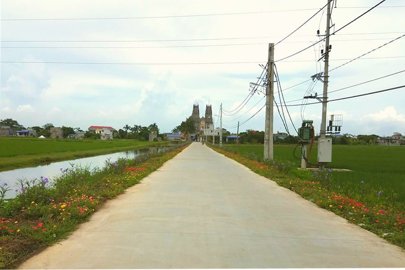 Gx Hong Quang chau luot nam 2017
