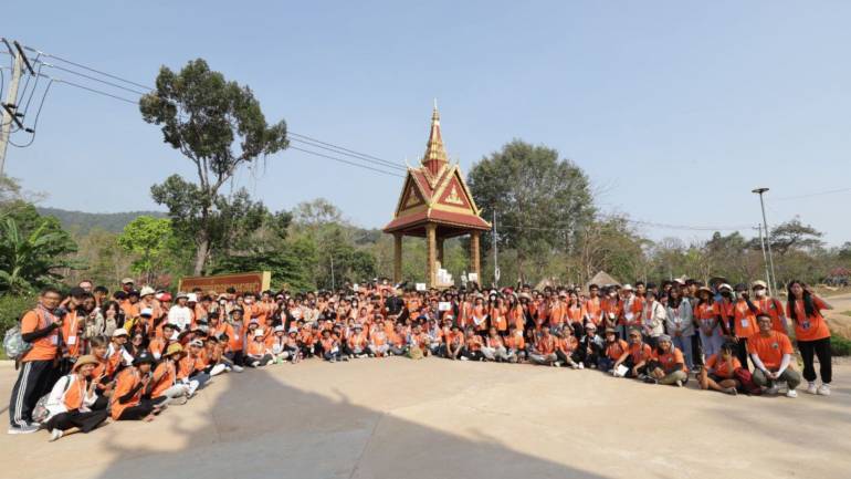 Youth Cambodia 01.jpg (49 KB)