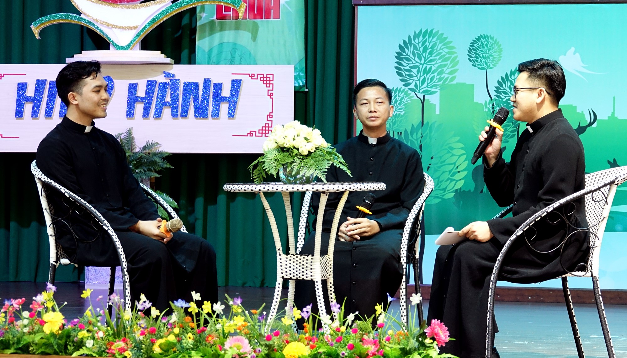 bổn mạng Đại Chủng viện Thánh Giuse Xuân Lộc.jpg (598 KB)