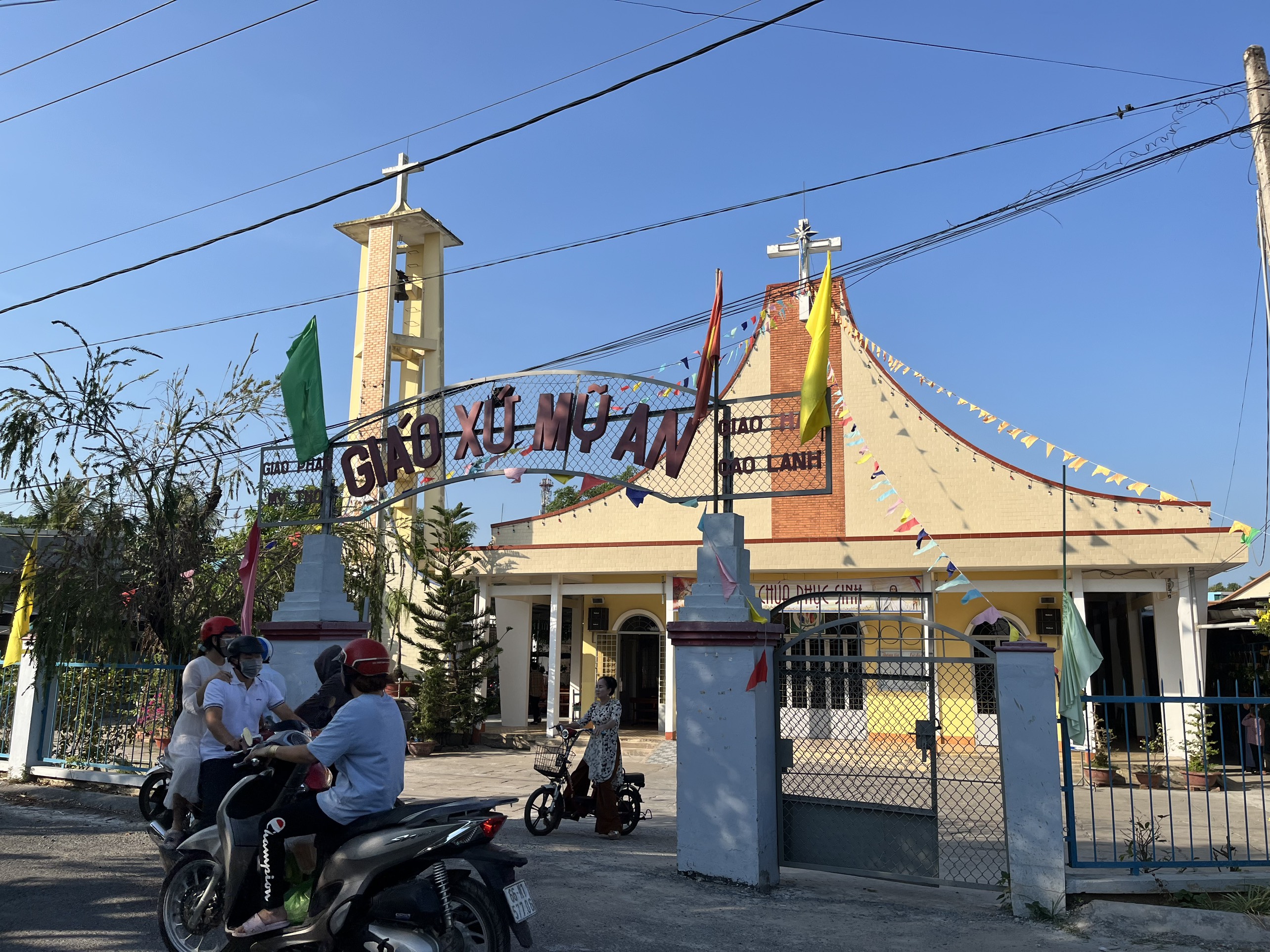 Nhà thờ Mỹ An, giáo phận Mỹ Tho - ảnh HL.jpg (1.24 MB)