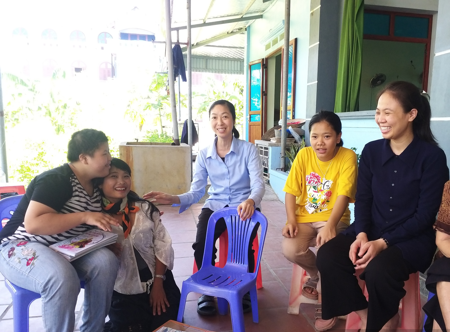 mái ấm Thánh Tâm ở xã Xuy Xá, huyện Mỹ Đức (Hà Nội) đang là ngôi nhà chung của nhiều mảnh đời bất hạnh.webp (1.70 MB)