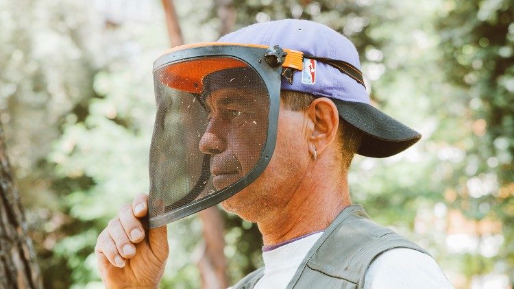 hình 2-1.jpeg (65 KB)