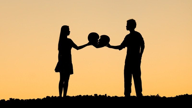 couple.jpg (19 KB)