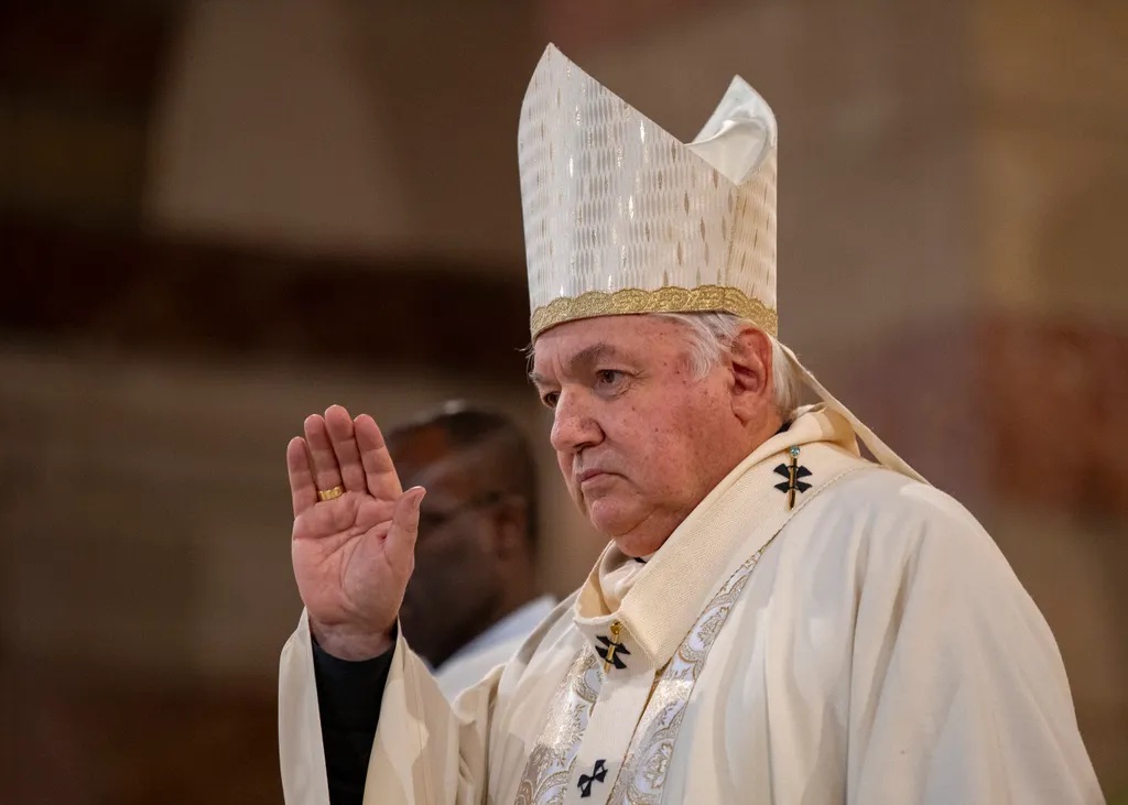 Cardinal Jean-Marc Aveline HDGM Phap.jpg (119 KB)