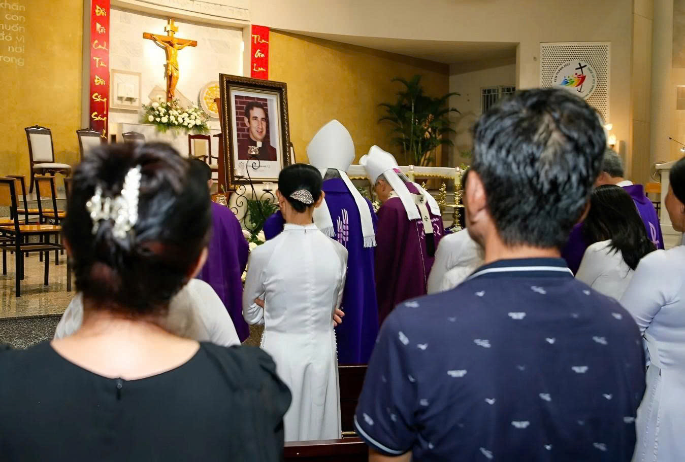 Thánh lễ cầu nguyện và tri ân cha  Felipe Gómez Gonzalo, Dòng Tên