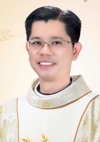 Linh mục Mai Minh Tuấn.jpg (21 KB)