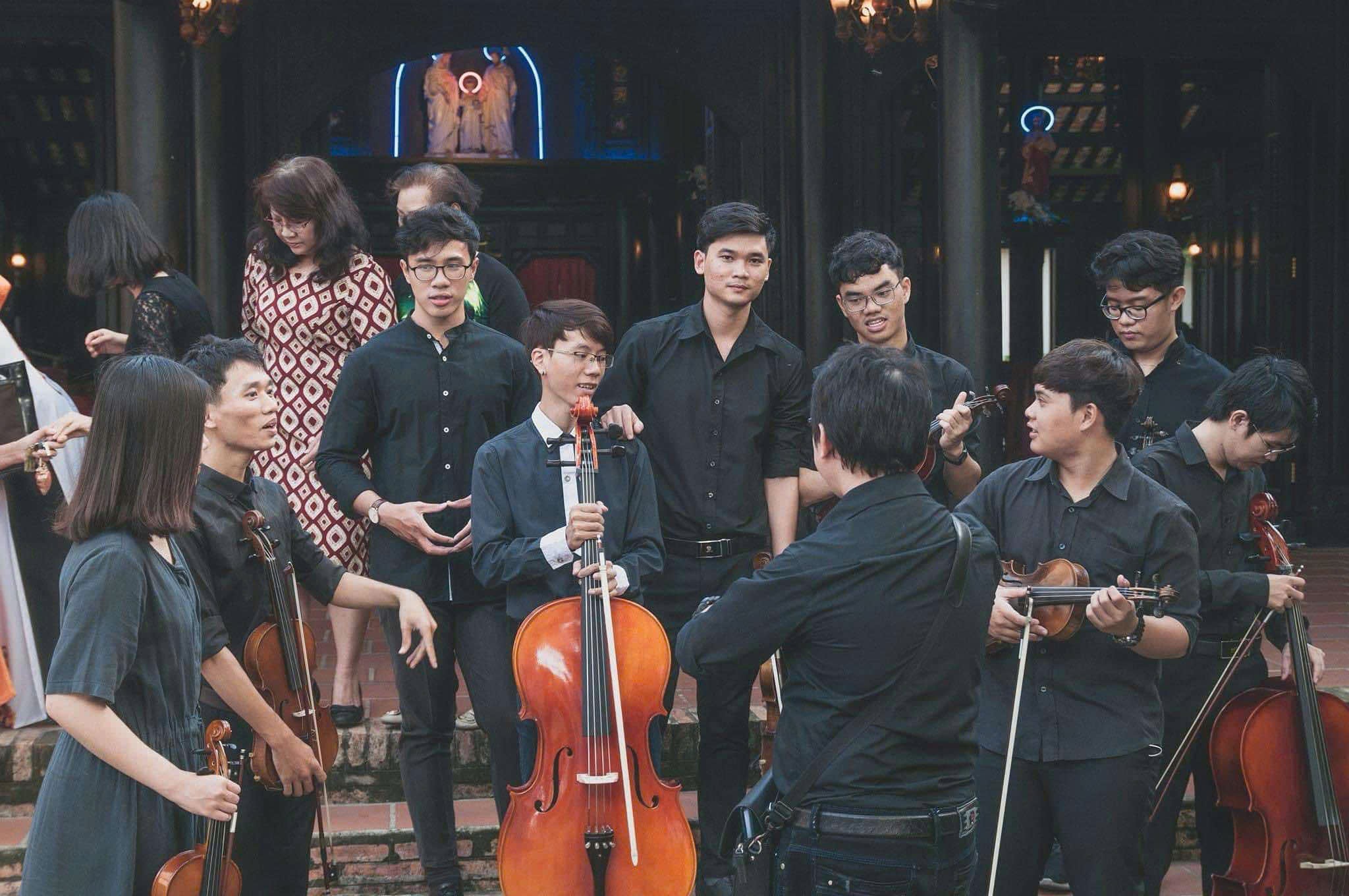 TRANG GIA DINH.jpg (294 KB)