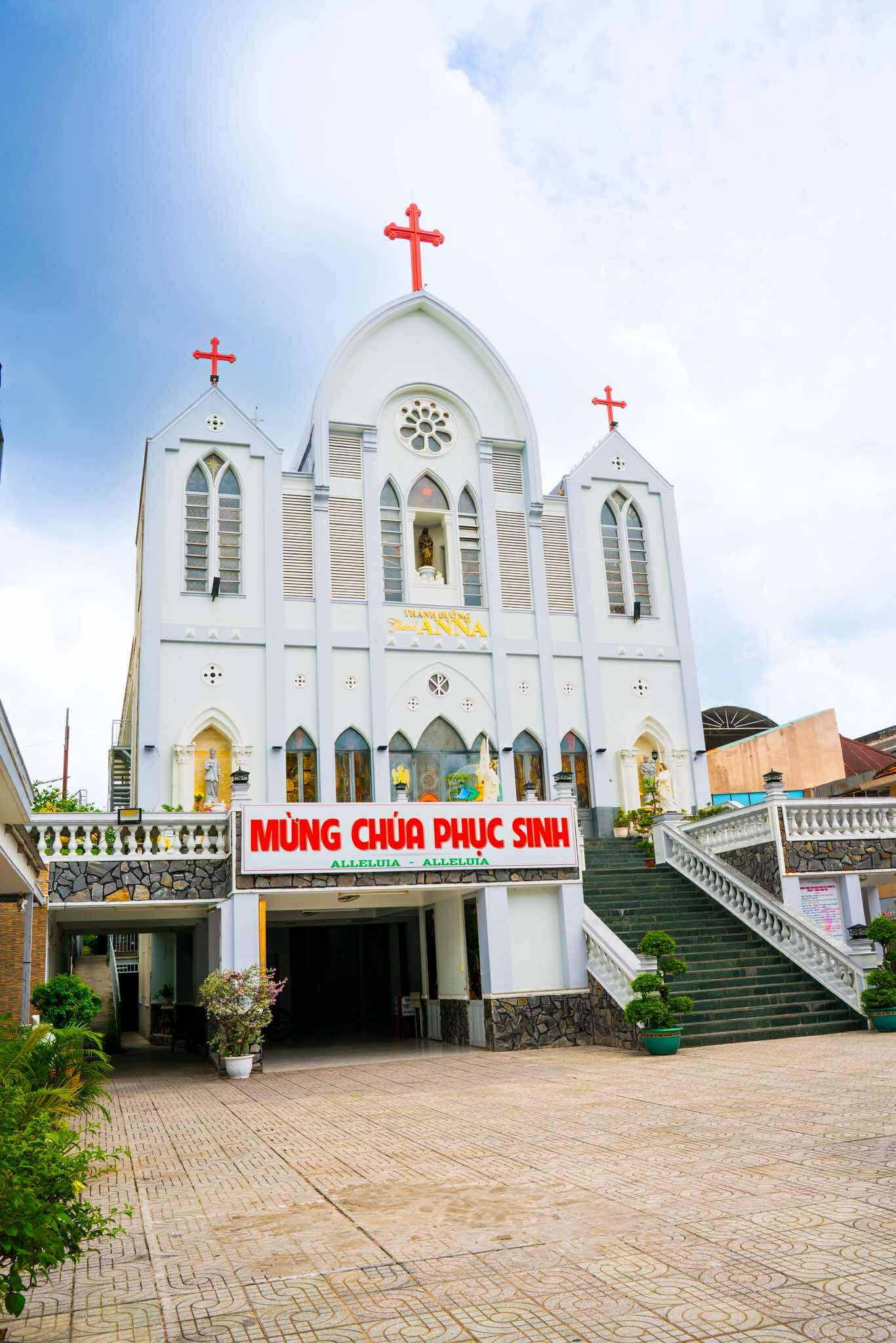 nhà thờ Gò Vấp .jpeg (244 KB)