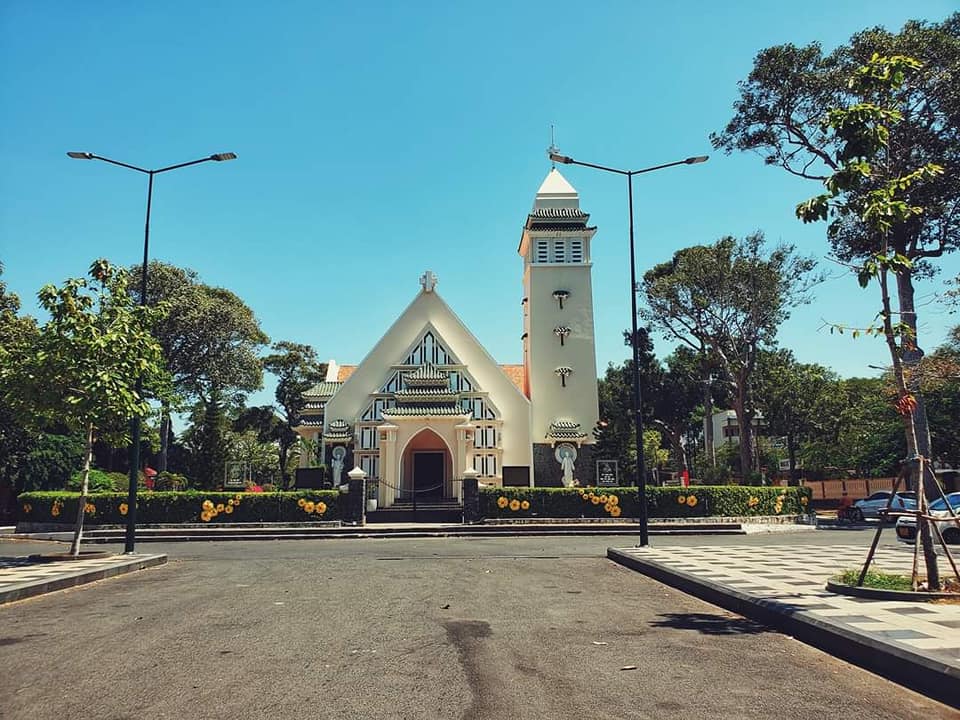 Nhà thờ giáo xứ Vũng Tàu .jpg (111 KB)
