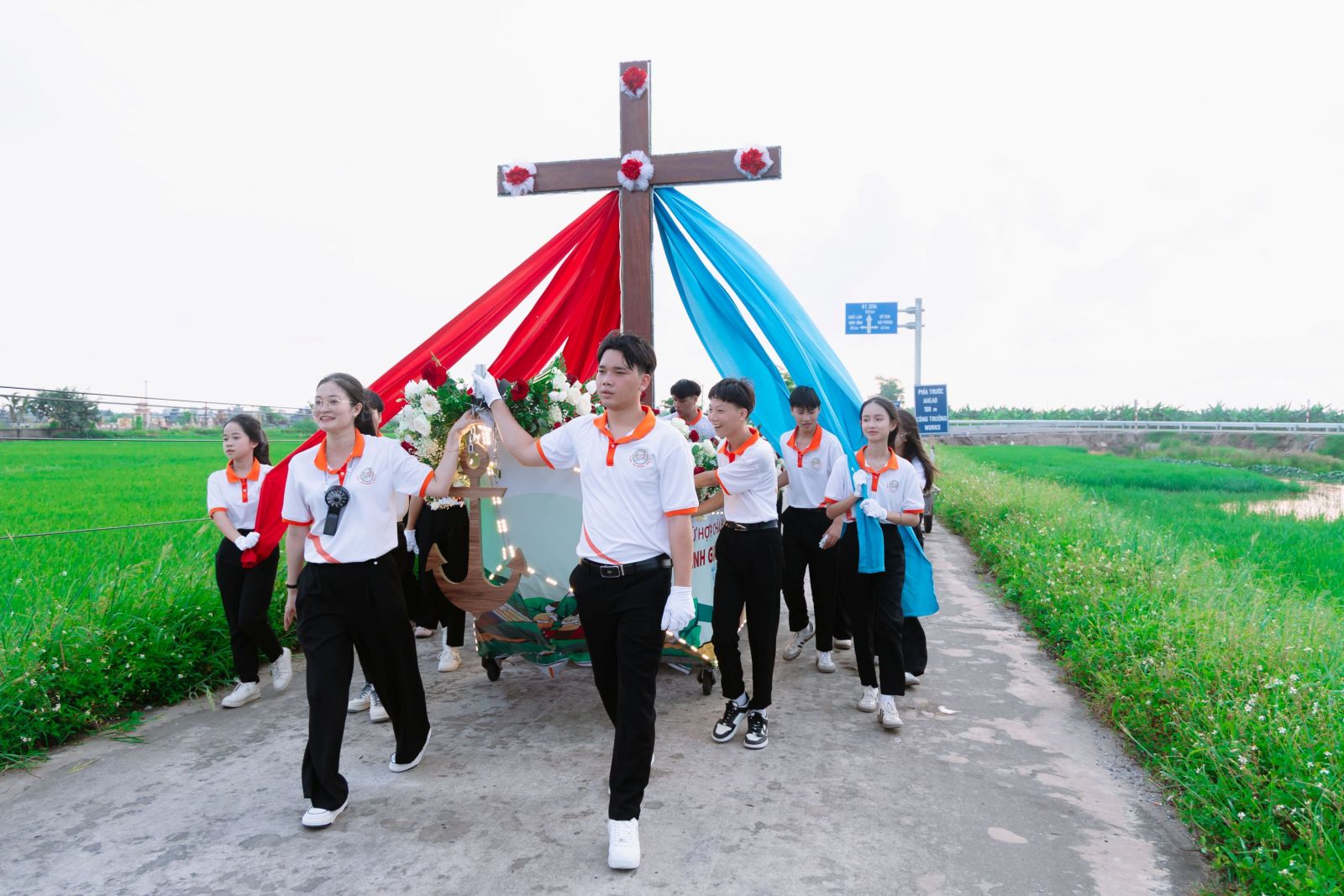 Hinh bai Gm Long_cong tinh than thua sai 2.jpg (233 KB)