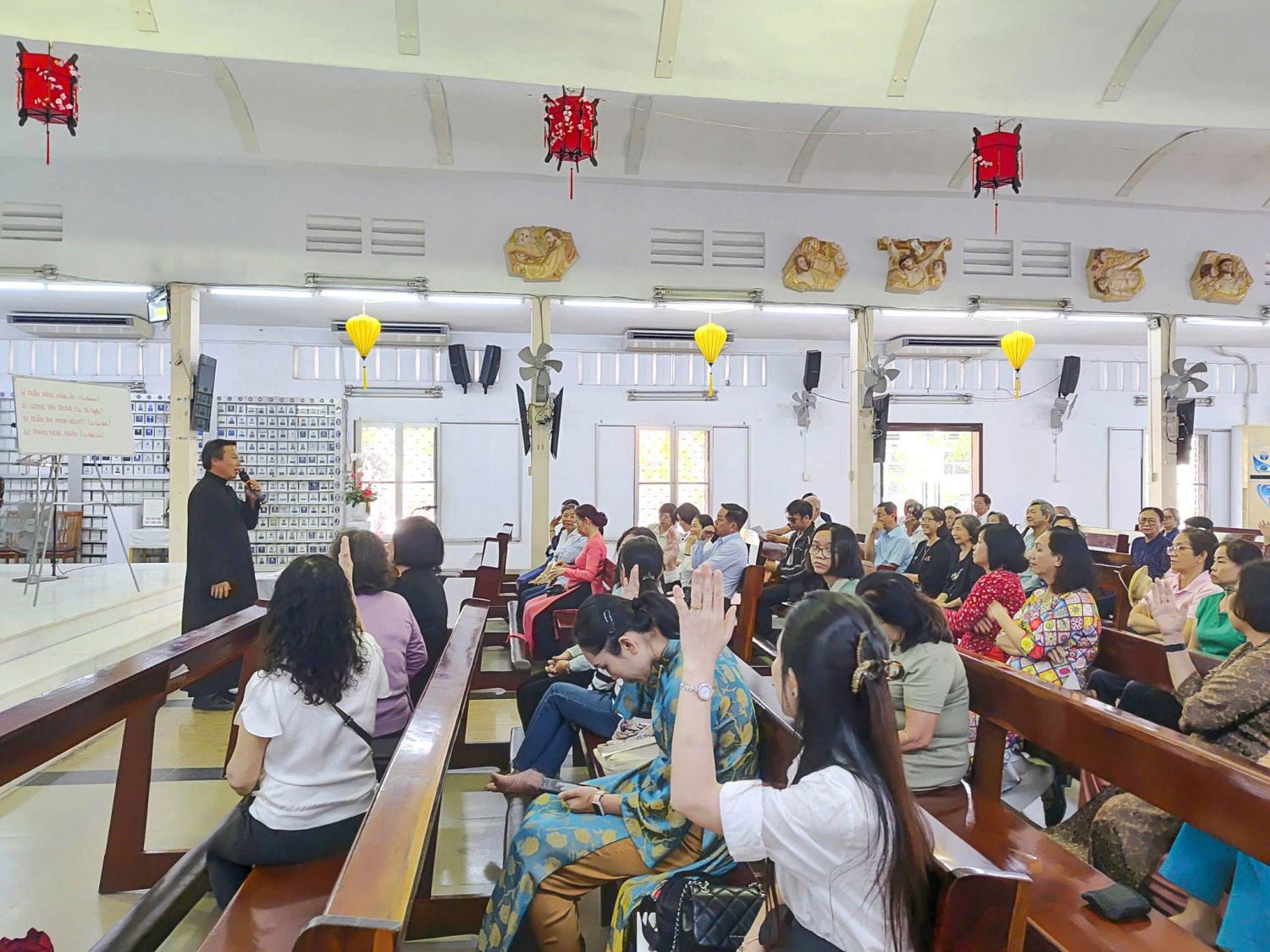 giaochugiadinh.jpeg (254 KB)