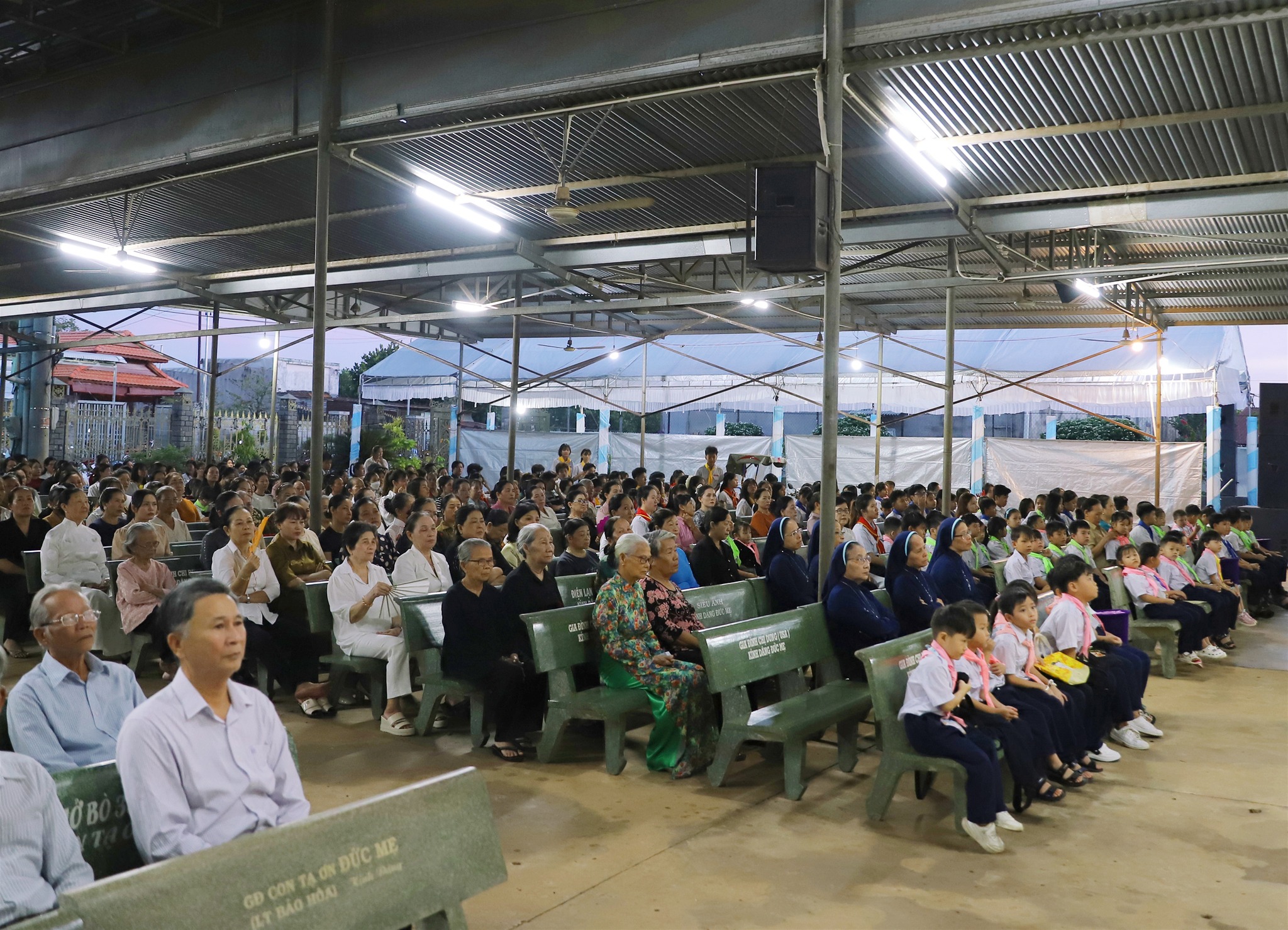 Hình 4.jpg (868 KB)