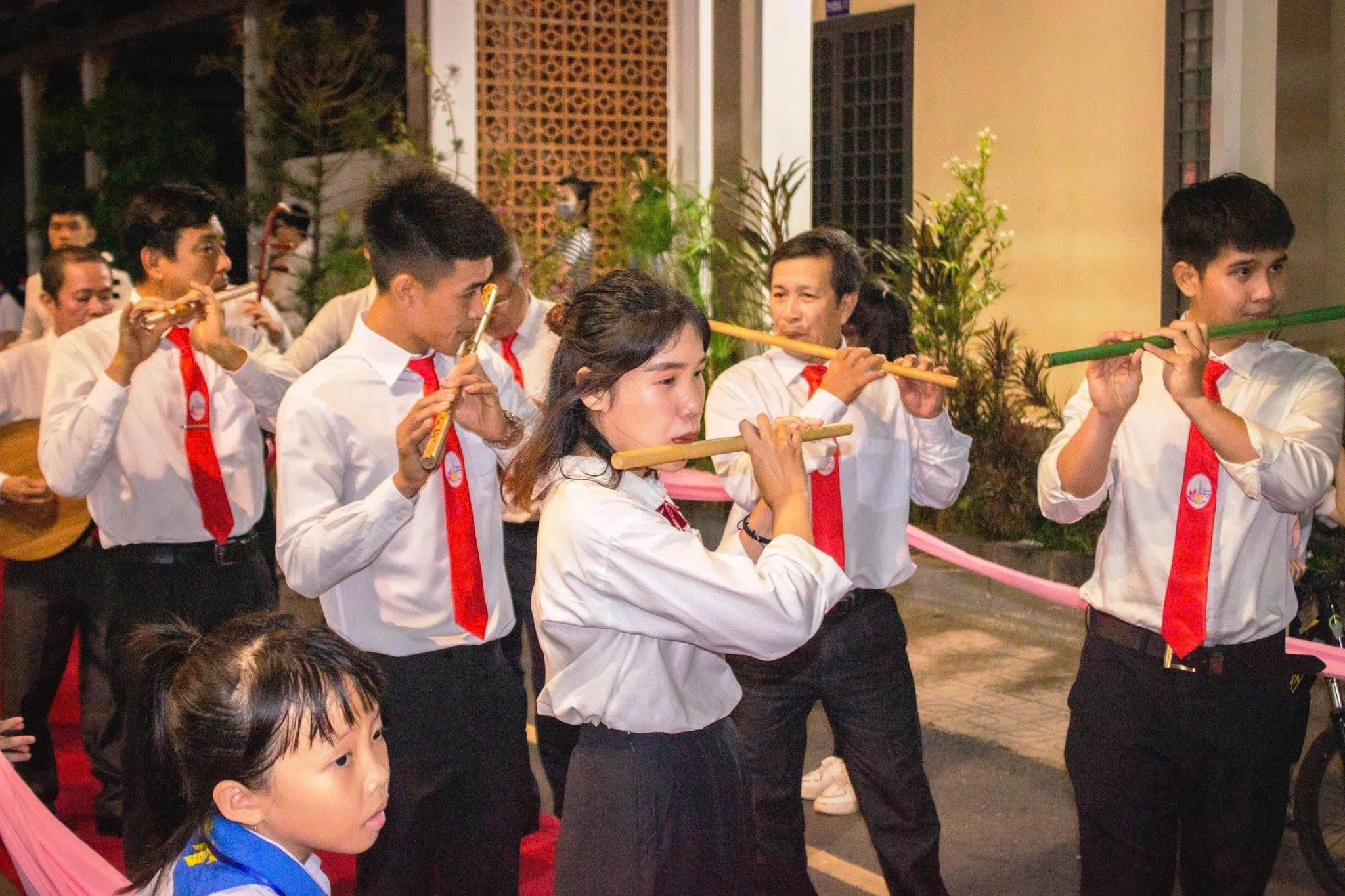 bát âm 2.jpg (687 KB)