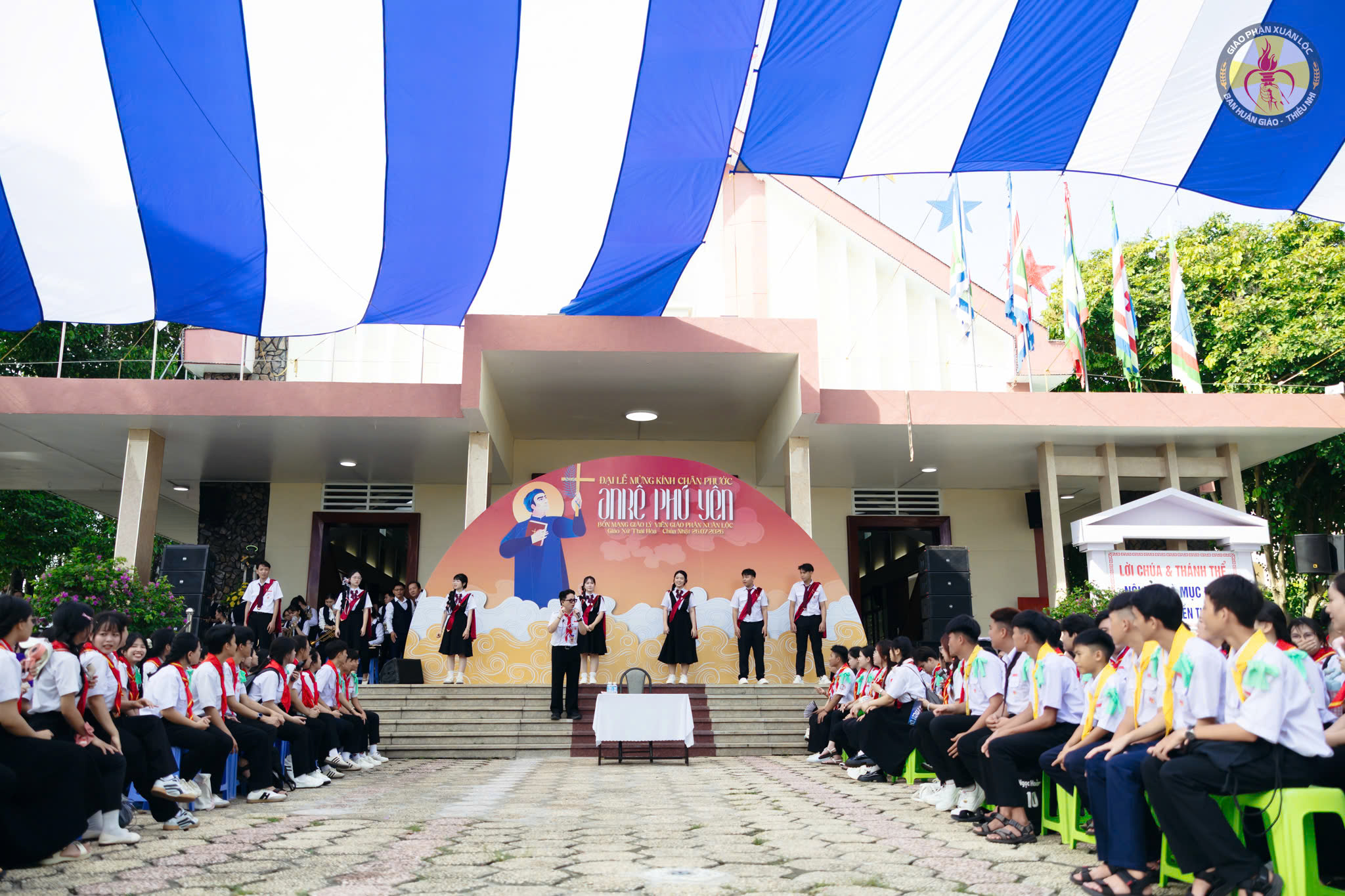 GLVXuanLoc3.jpg (693 KB)