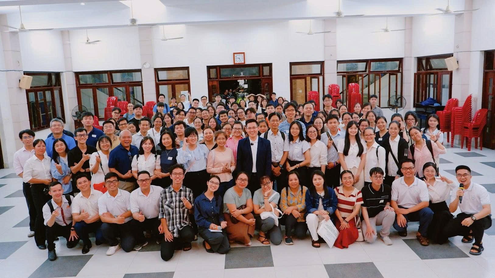 Ảnh 1_ CLB Đọc sách I-nhã.jpg (219 KB)