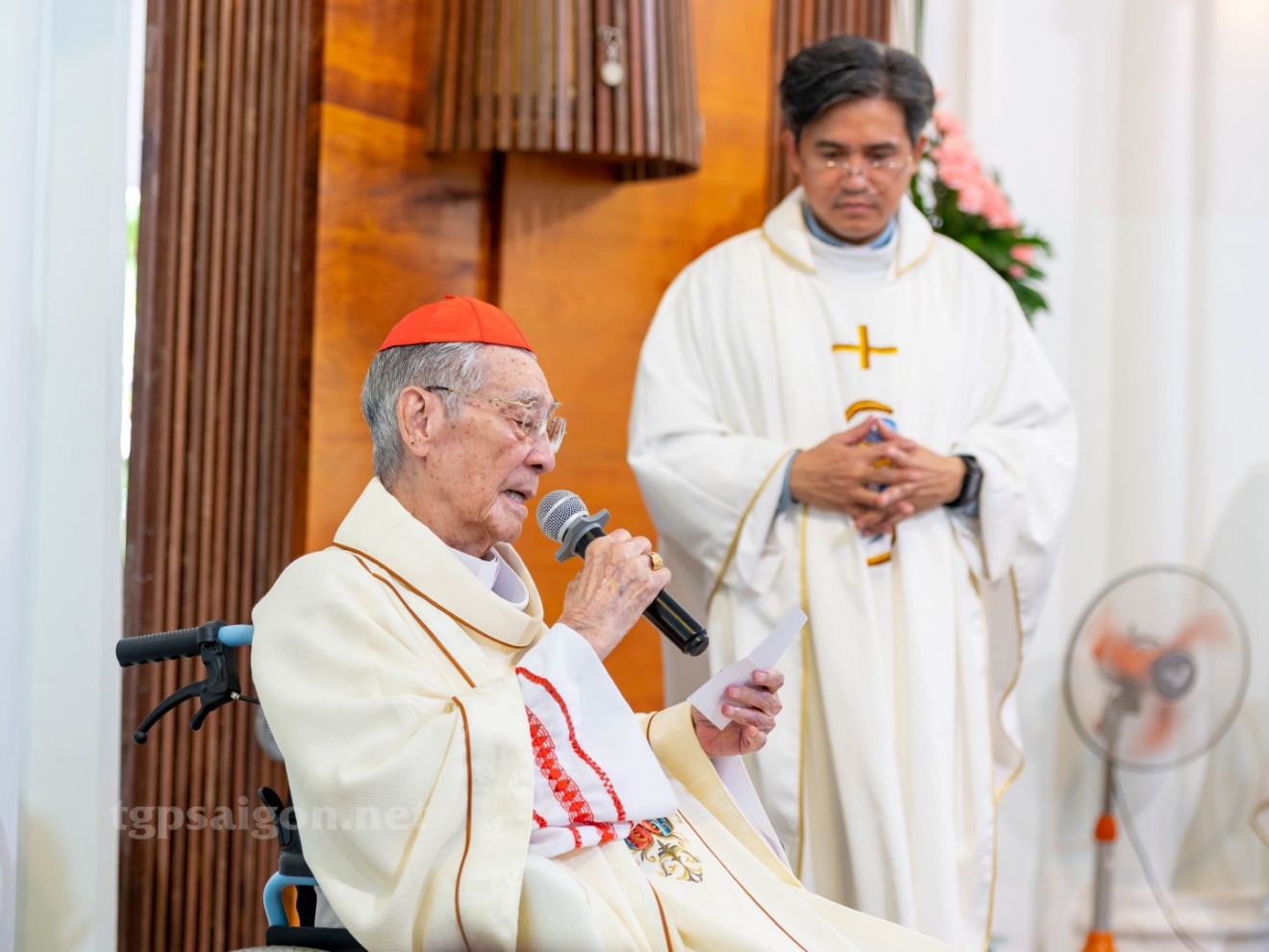 Hong y Pham Minh Mẫn 3.jpeg (262 KB)