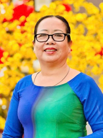 bà Phan Thị Hường.jpg (29 KB)