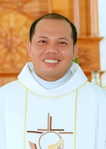 Cha Mattheu Nguyễn Thanh Kỳ.jpg (19 KB)