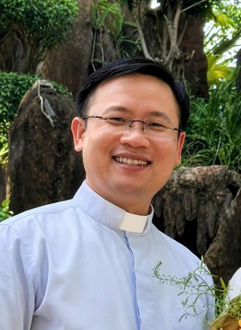 Cha Phạm Minh Thành.jpg (34 KB)