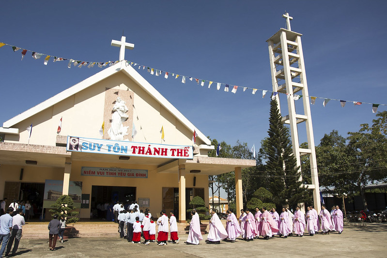 nhathoKimLong.jpg (152 KB)