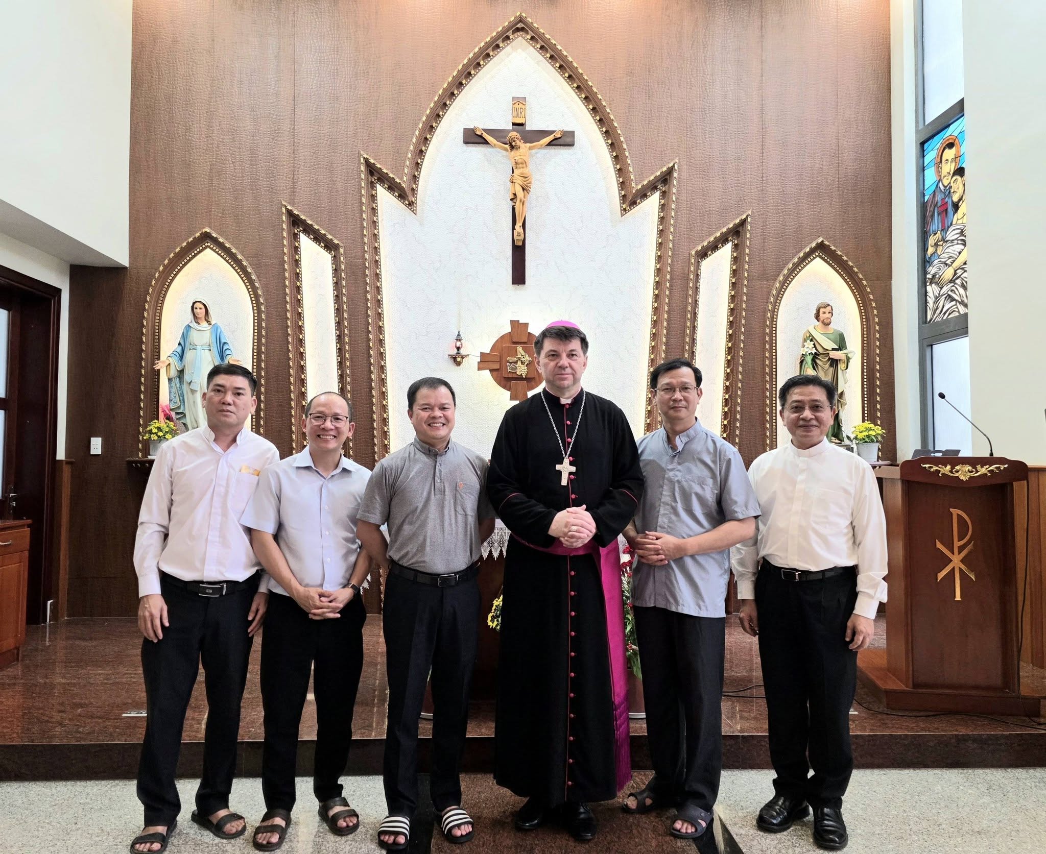 1dscsnc.jpg (474 KB)