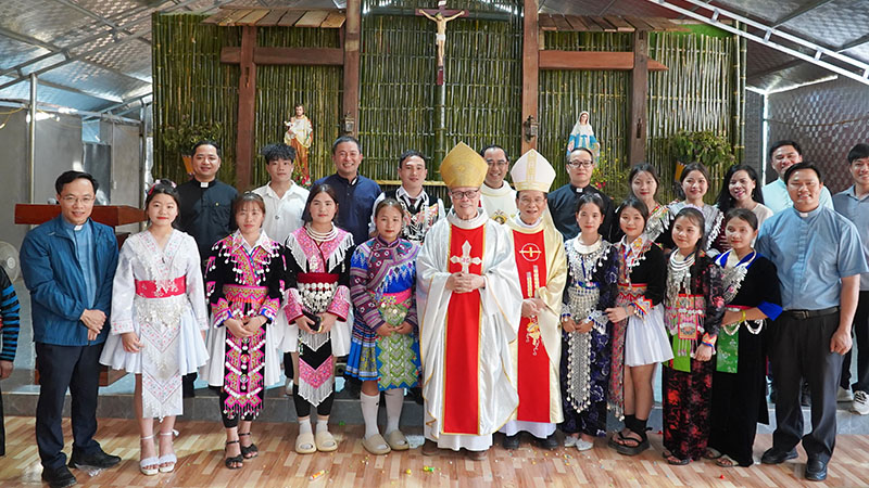 Niềm vui Xuân trên các bản làng