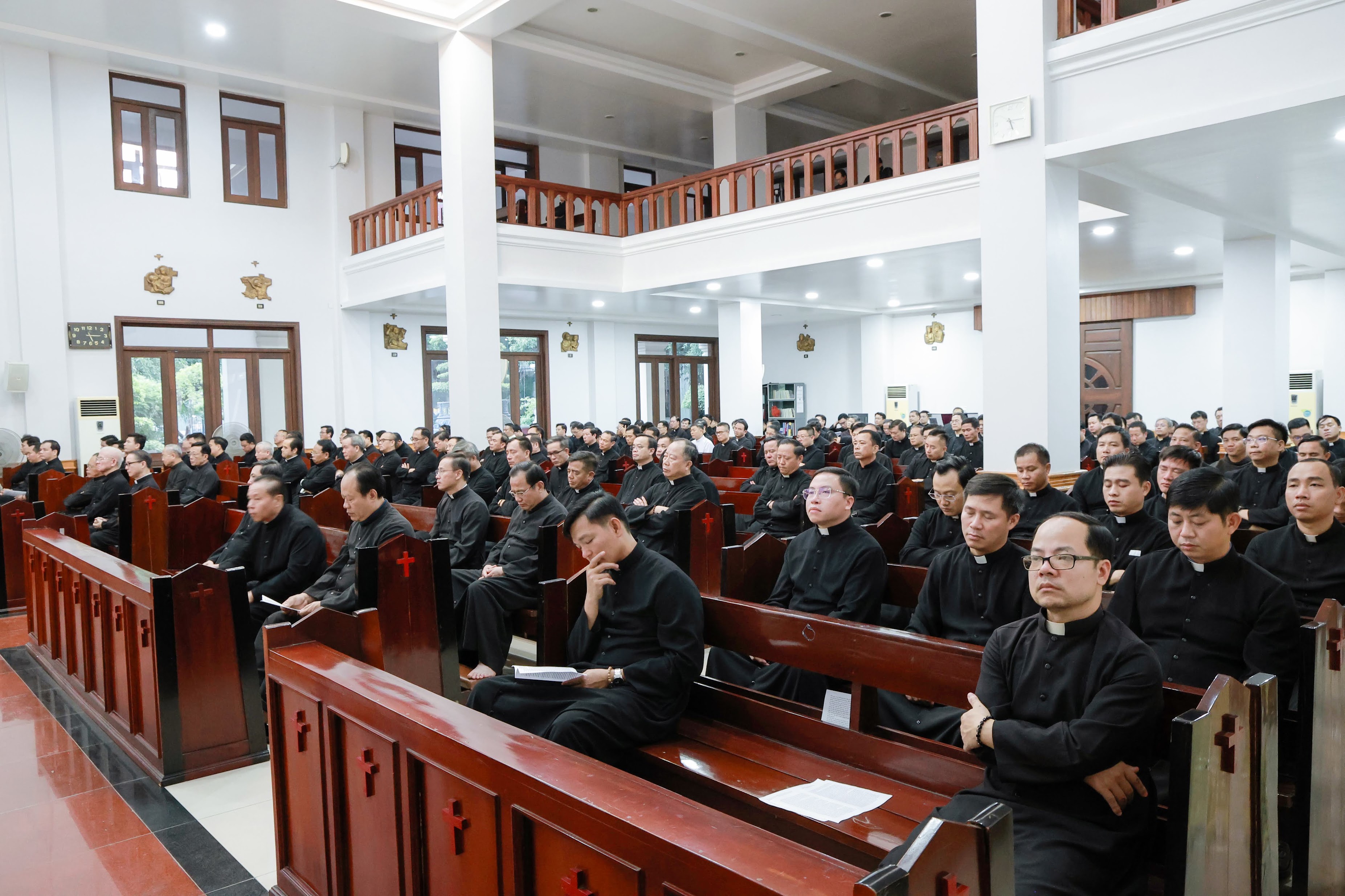 Linh mục đoàn Thanh Hóa tĩnh tâm cuối năm