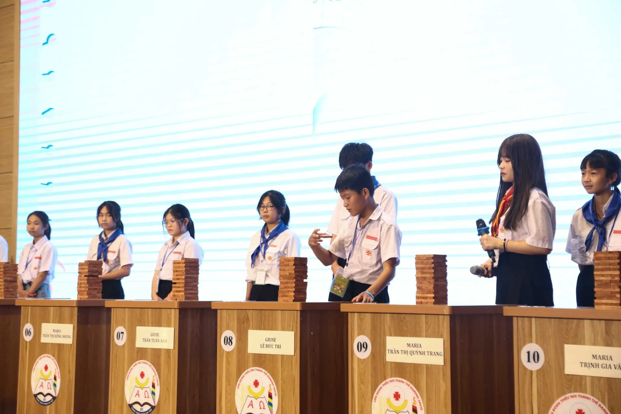 Thiếu nhi vui học Kinh Thánh