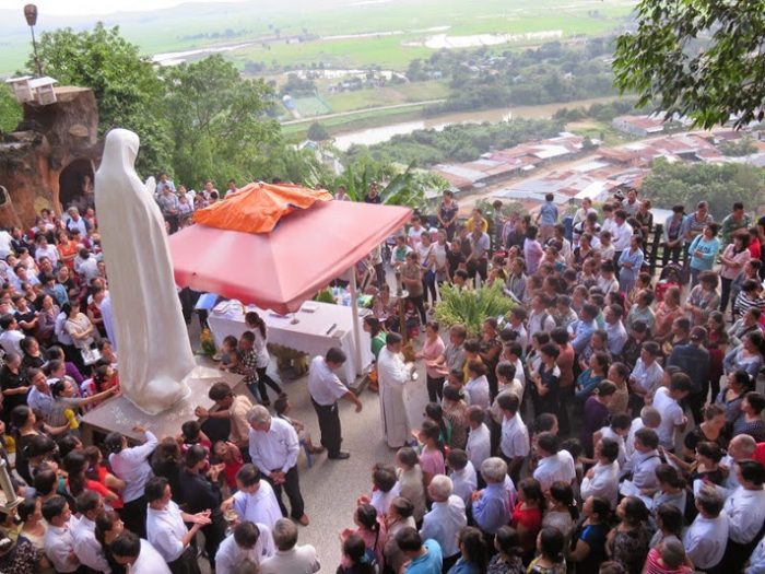 Kết quả hình ảnh cho hành hương