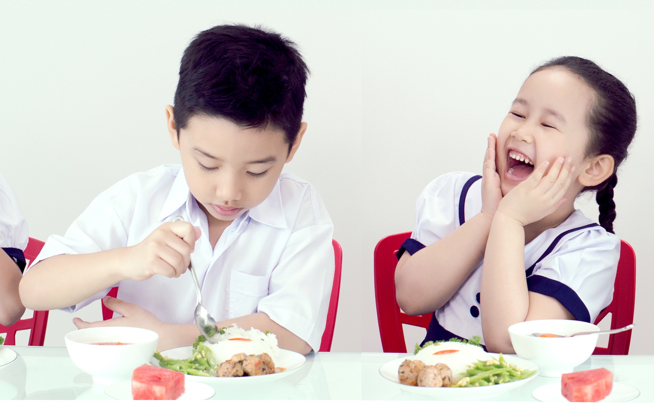 Hướng dẫn công tác tổ chức bữa ăn học đường kết hợp tăng cường hoạt động  thể lực cho trẻ em, học sinh