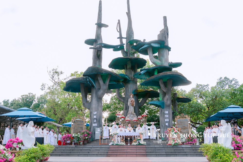 Chương trình hành hương Đức Mẹ La Vang năm 2024
