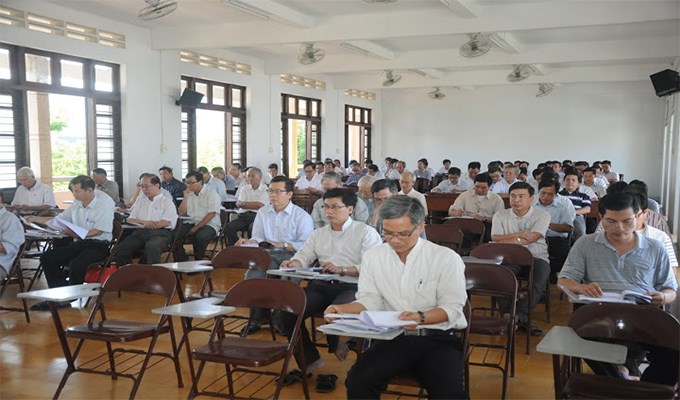 GP Qui Nhơn - Khóa thường huấn linh mục năm 2015