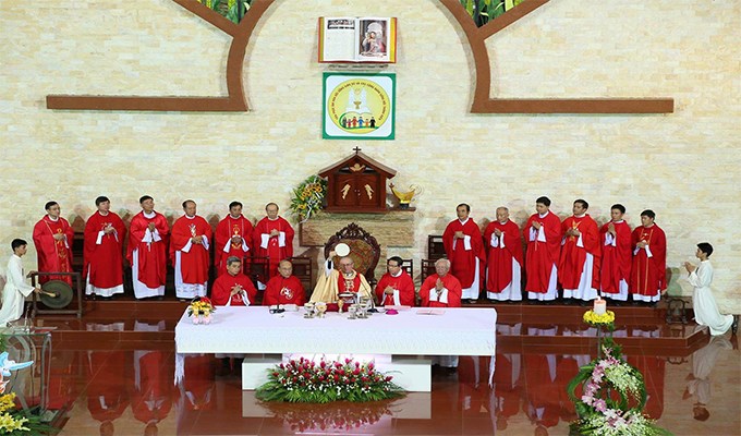 Giáo xứ Đồng Tiến Mừng bổn mạng và ban bí tích Thêm Sức