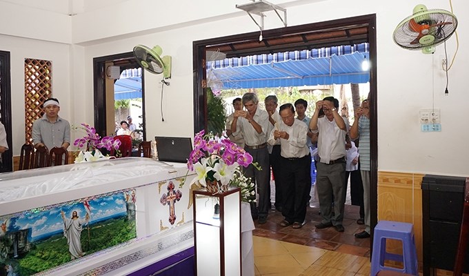 Linh mục Bảo Tịnh Vương Đình Bích Nguyên Tổng Biên tập  báo Công giáo và Dân tộc qua đời