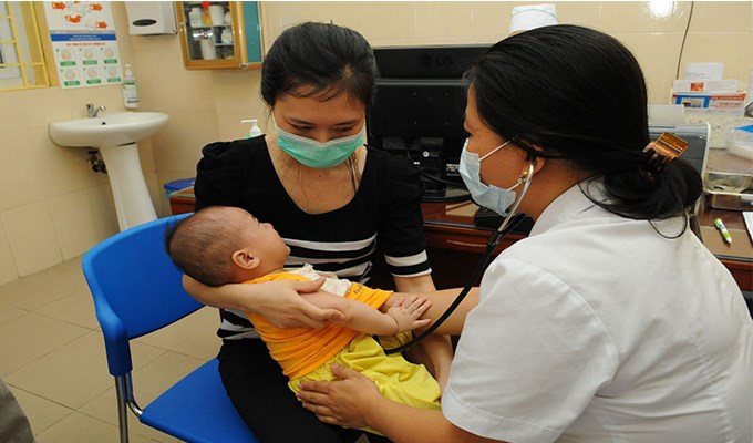 Nỗi niềm cha mẹ nuôi con bệnh