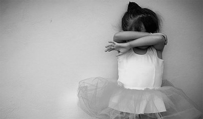 Bé "tỏ thái độ" sao cho vừa?