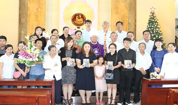Lễ cải táng song thân của Đức cha G.B Bùi Tuần